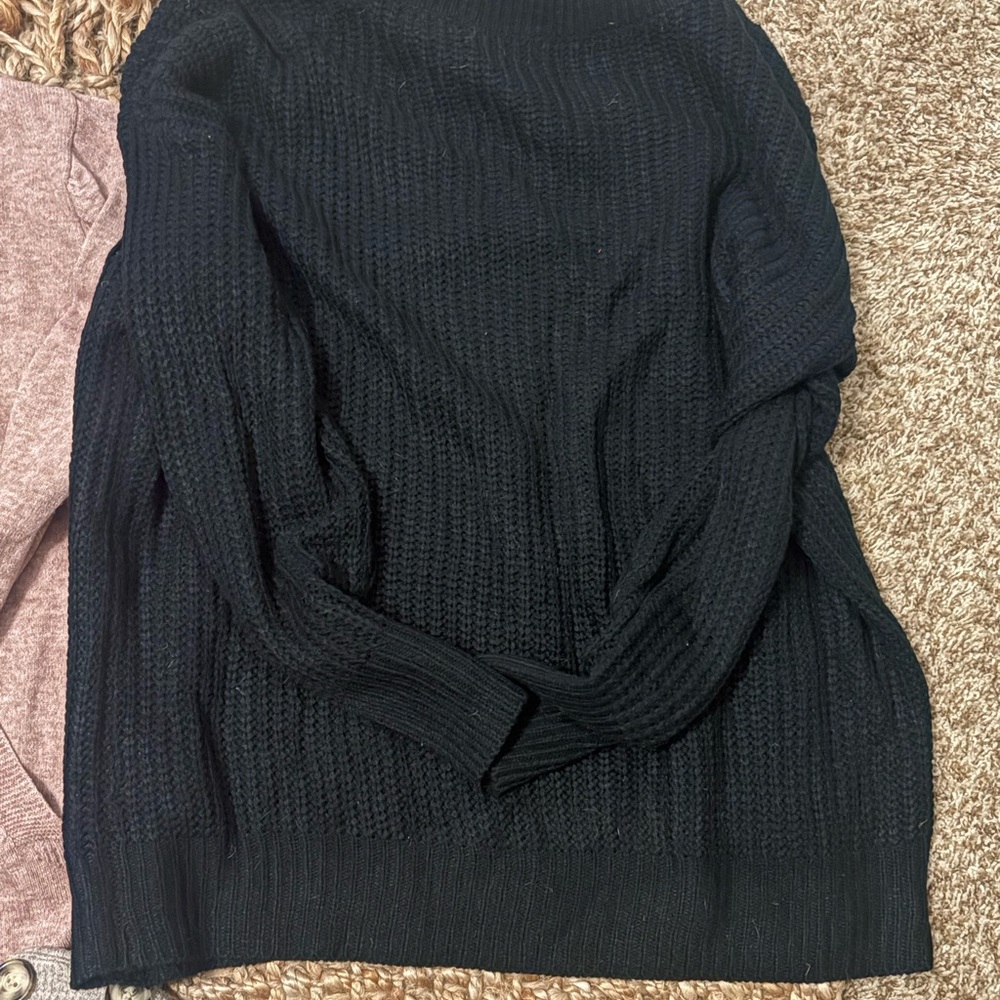 Sweater Bundle - Picture 5 of 6